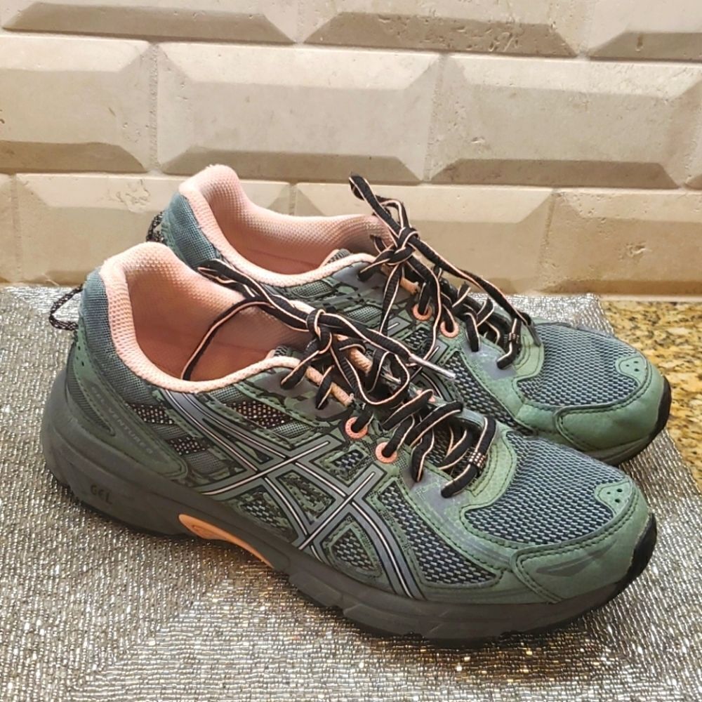 ‎ASICS Gel-Venture 6 Sneakers - Size 8 1/2